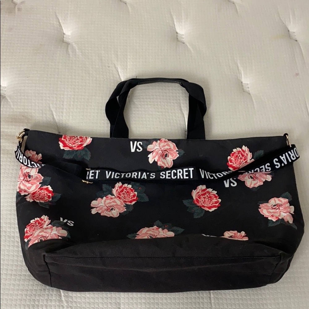 Women Victoria’s Secret Flower Bag - Picture 2 of 7